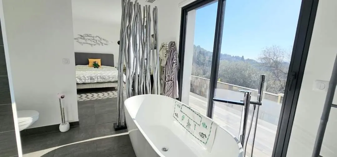 Maison Contemporaine Avec Piscine Vue Degagee Draguignan 0*,